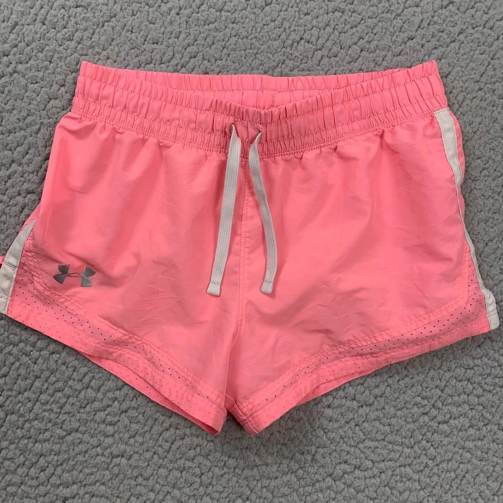Under Armour Fly By 2.0 Shorts Womens XS Pink HeatGear‎ Loose Running Athletic
